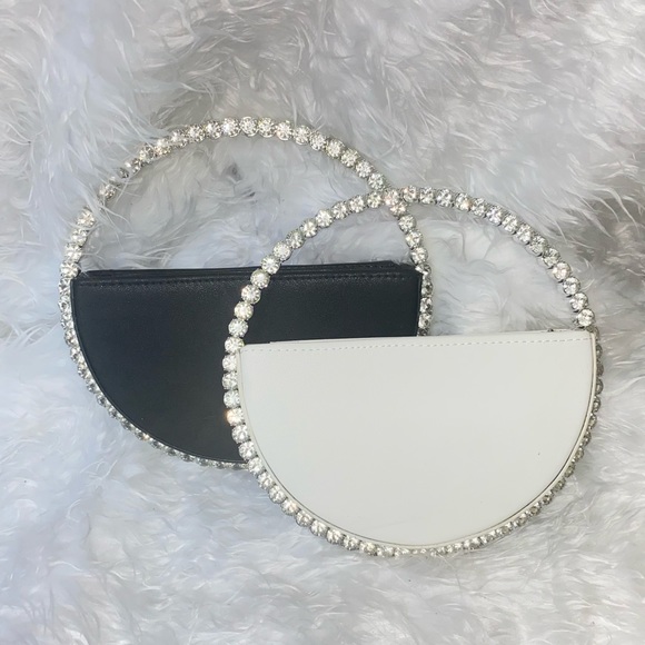 Round Crystal Rim Bag - Picture 2 of 4